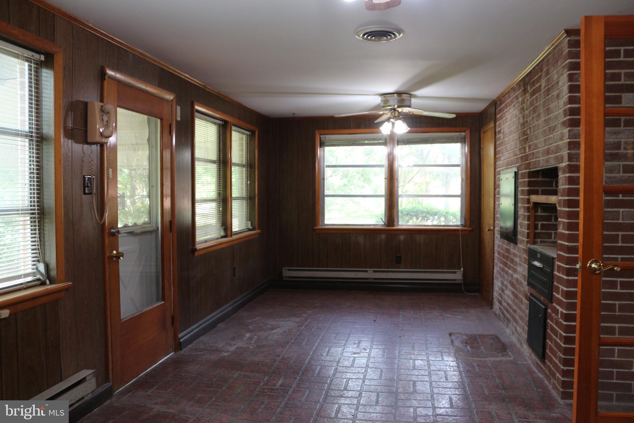 19717 SCOTT HILL DRIVE