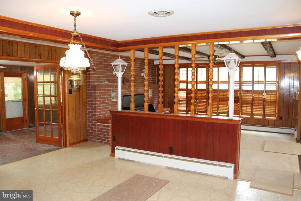 19717 SCOTT HILL DRIVE