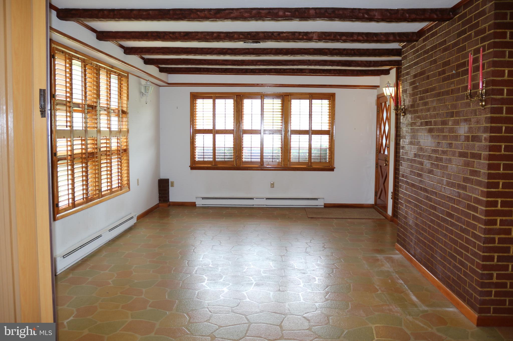 19717 SCOTT HILL DRIVE