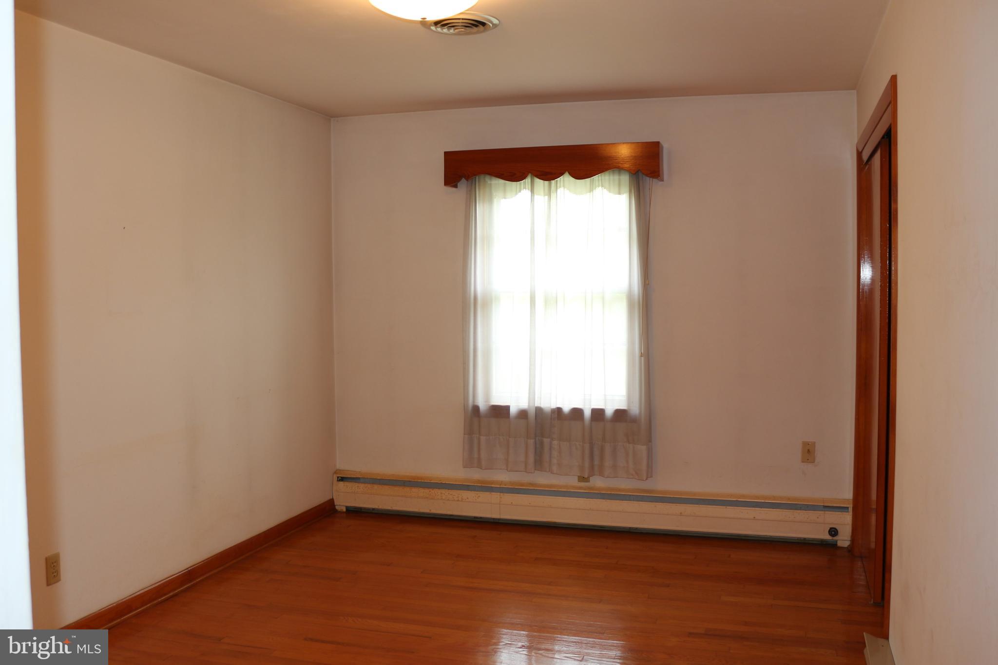 19717 SCOTT HILL DRIVE