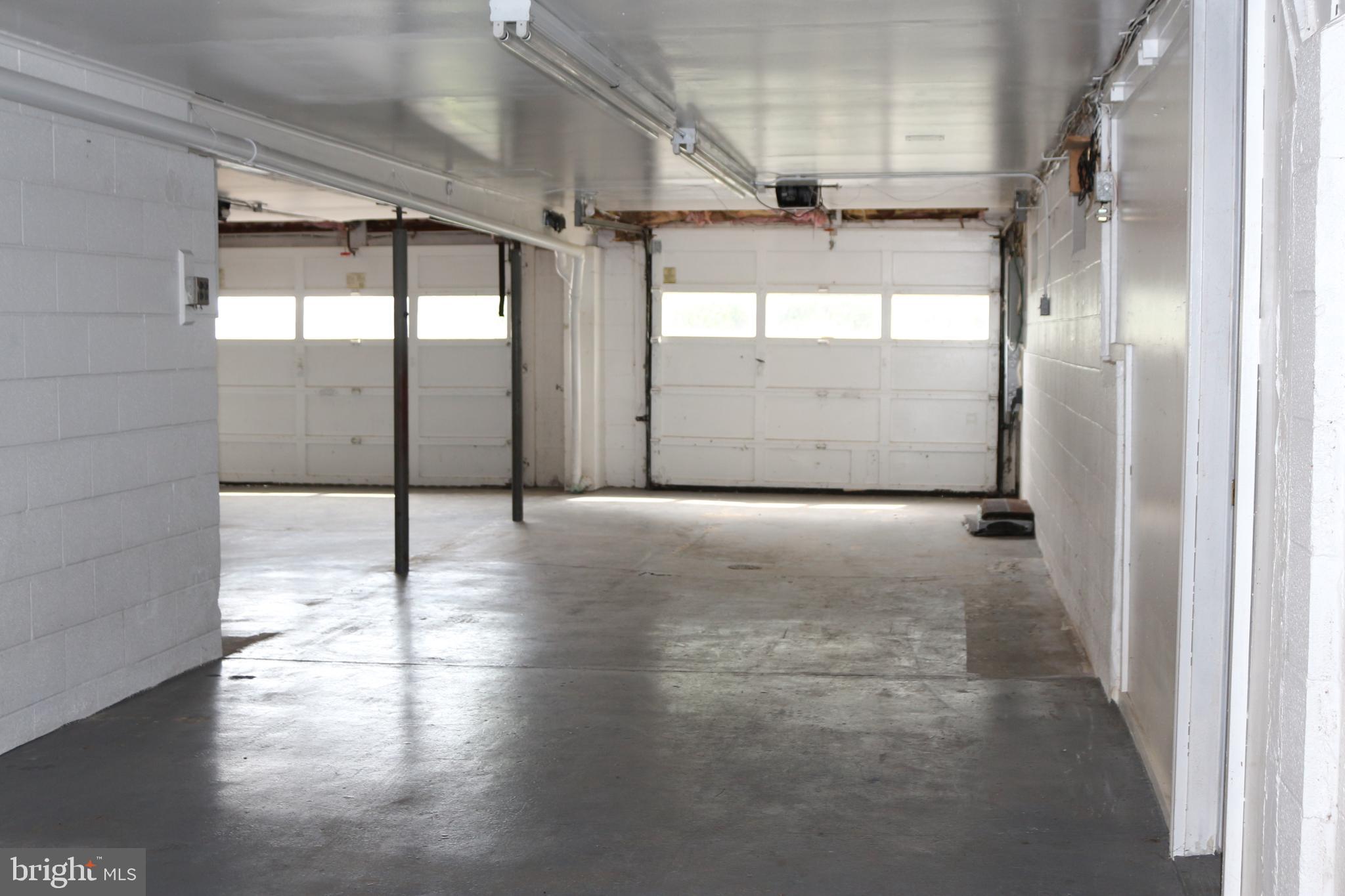 19717 SCOTT HILL DRIVE