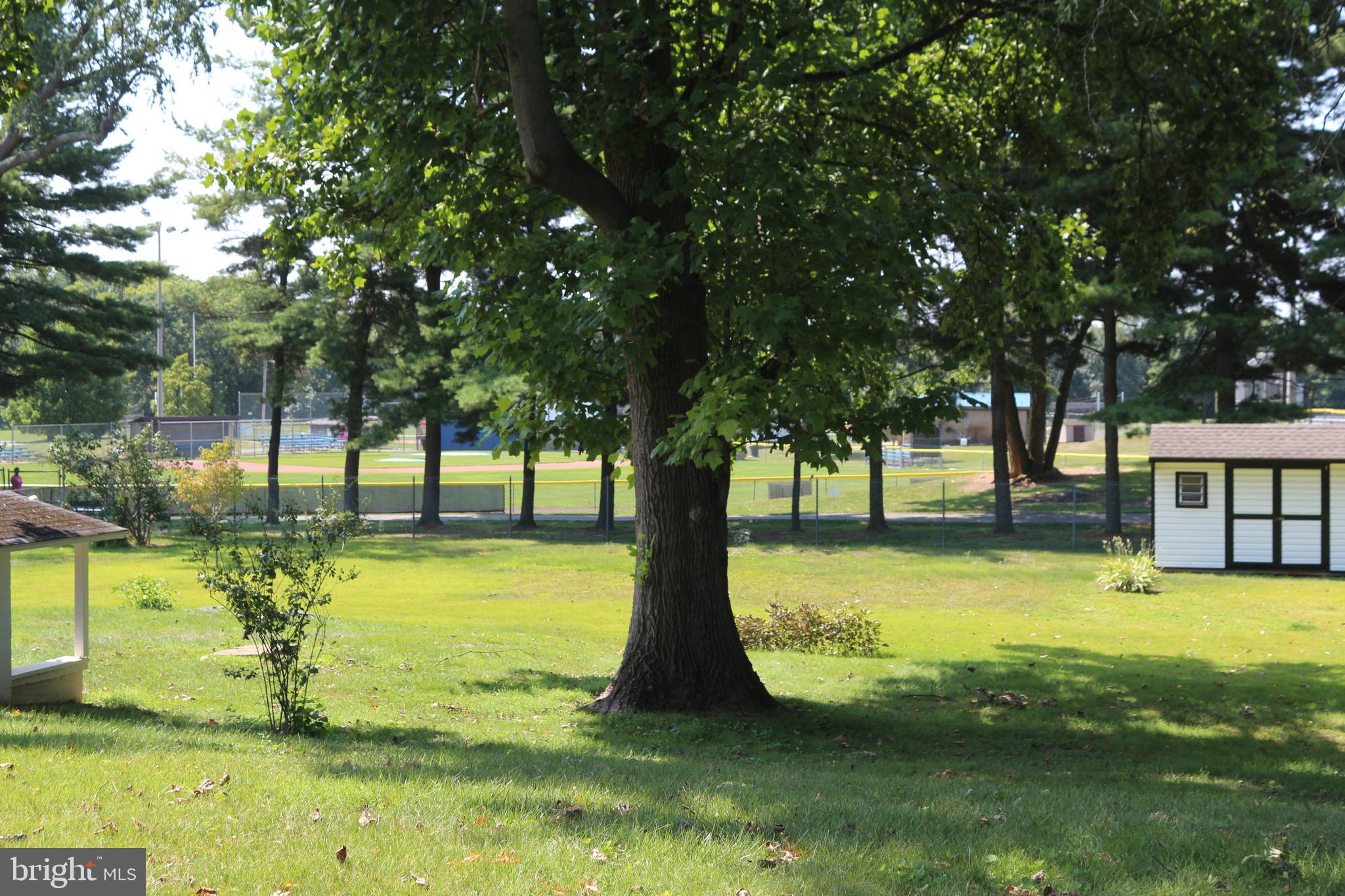 10804 ROESSNER AVENUE