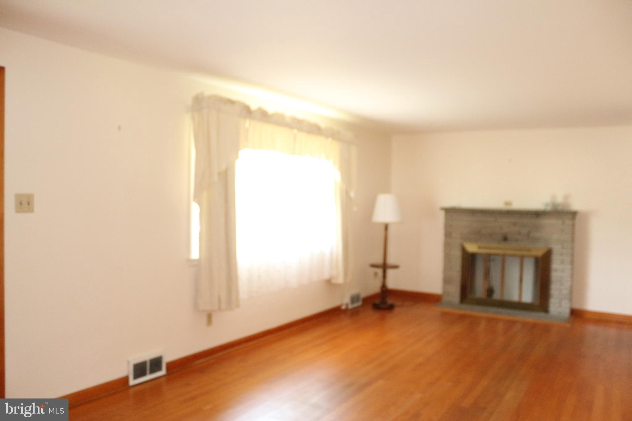 10804 ROESSNER AVENUE