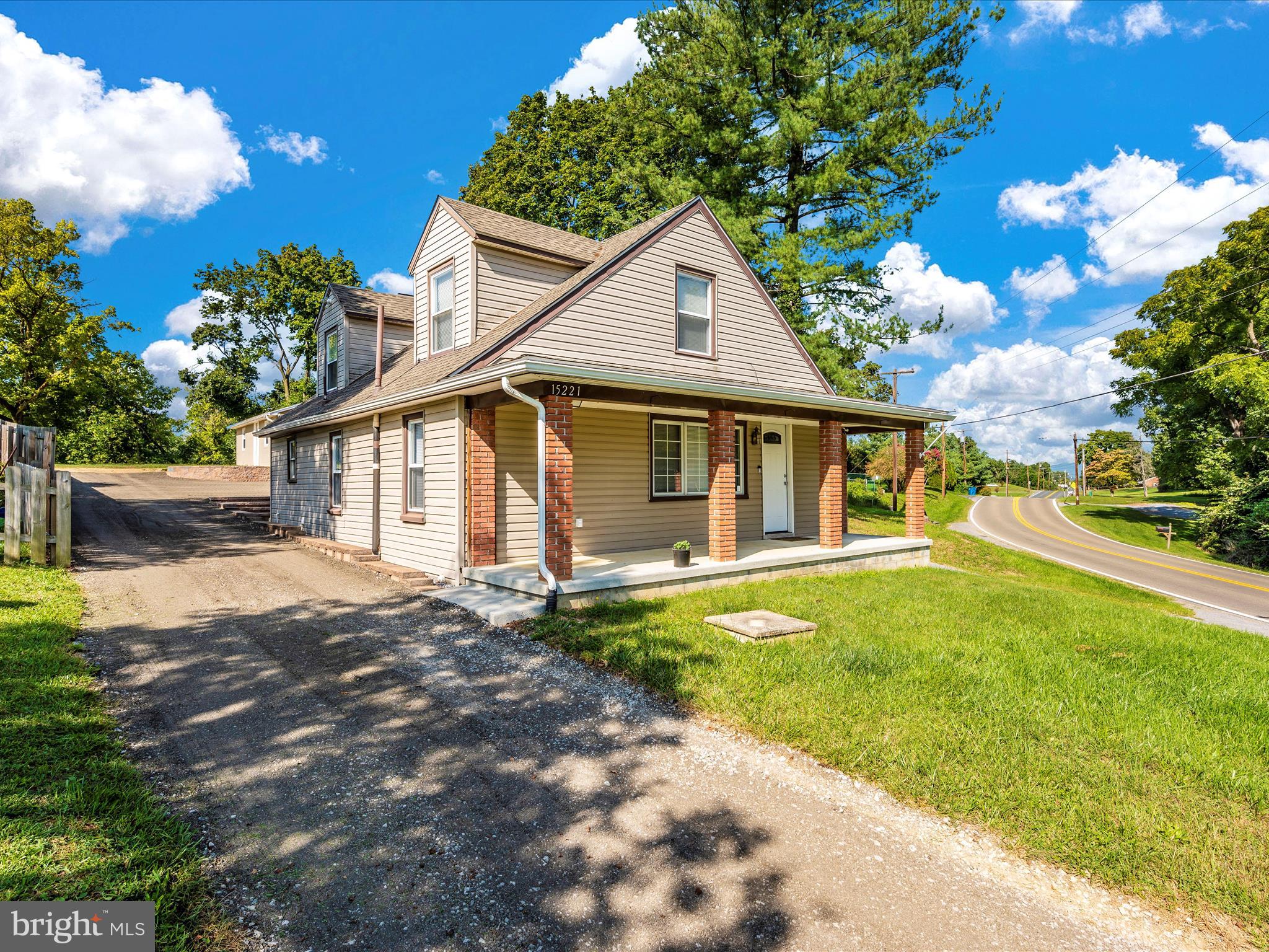 15221 CLEAR SPRING ROAD