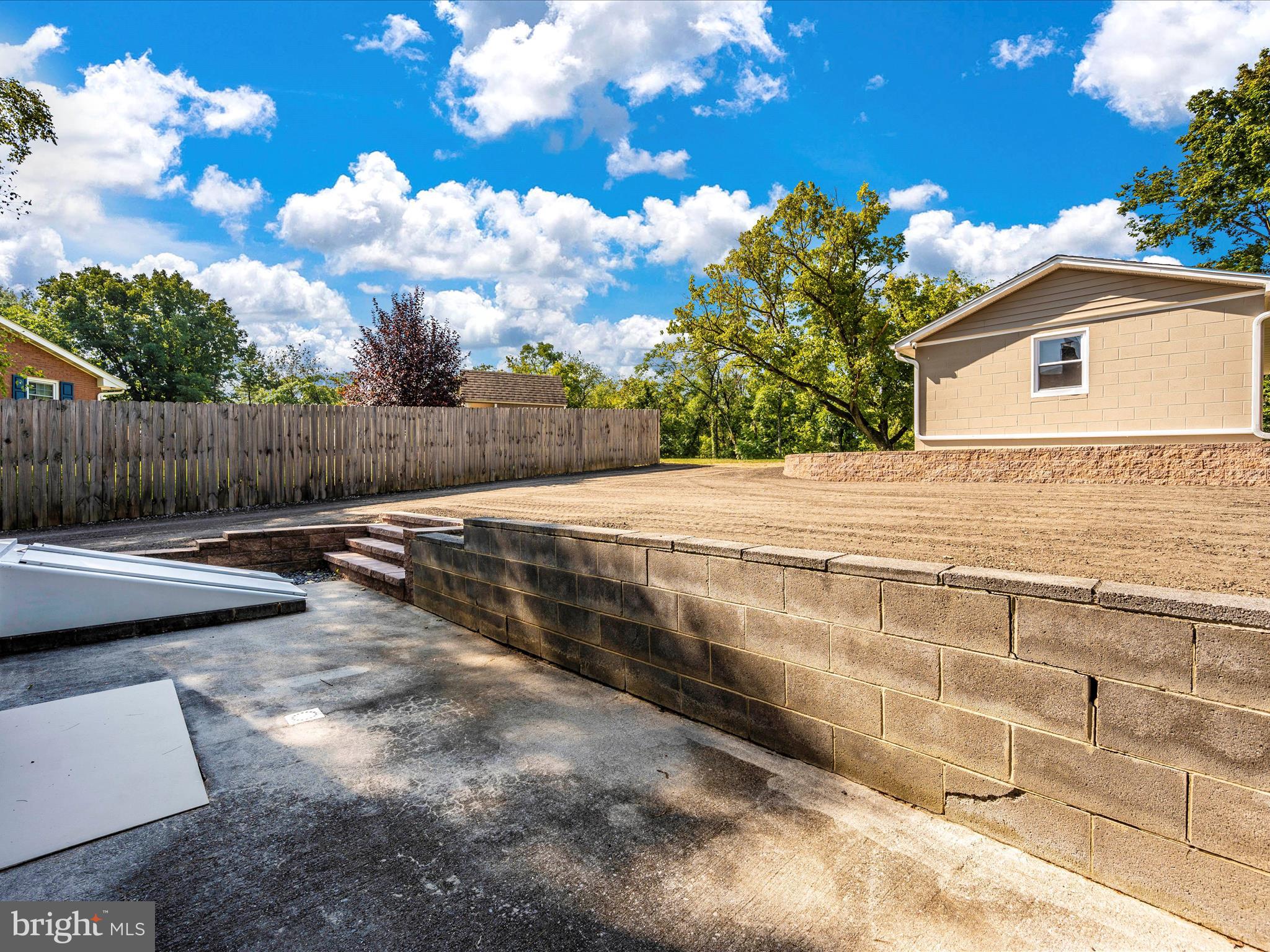 15221 CLEAR SPRING ROAD