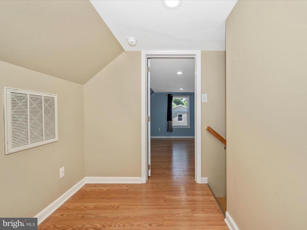 15221 CLEAR SPRING ROAD