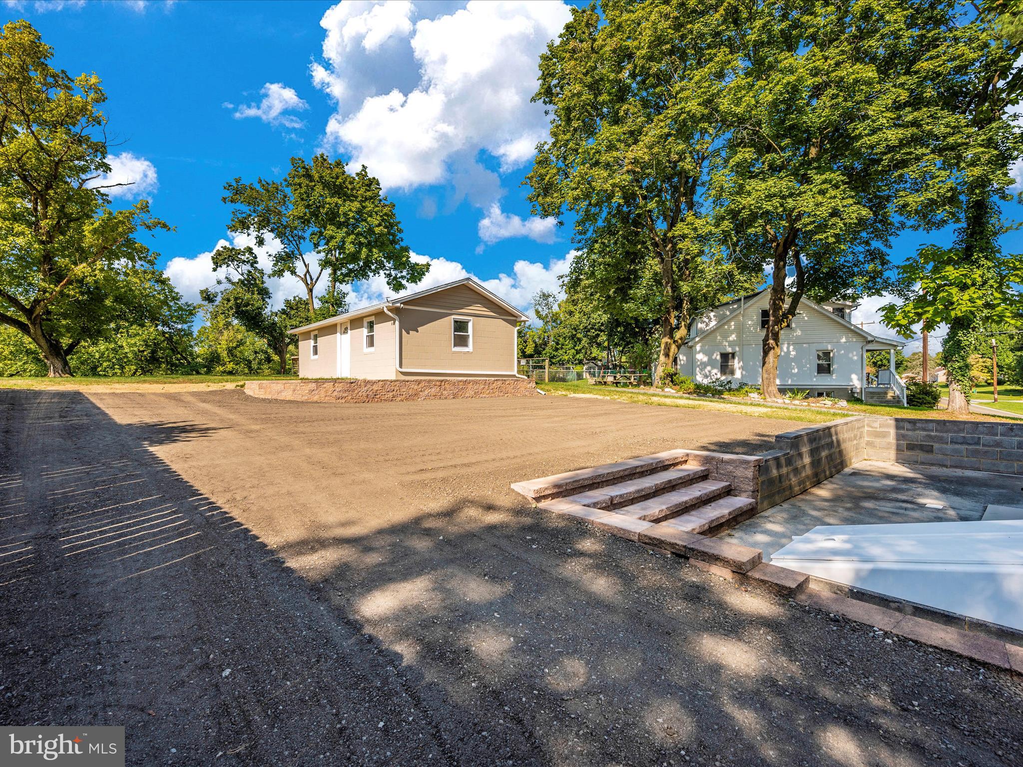 15221 CLEAR SPRING ROAD