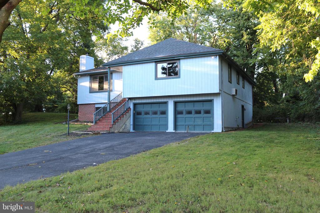 11827 ORIOLE DRIVE