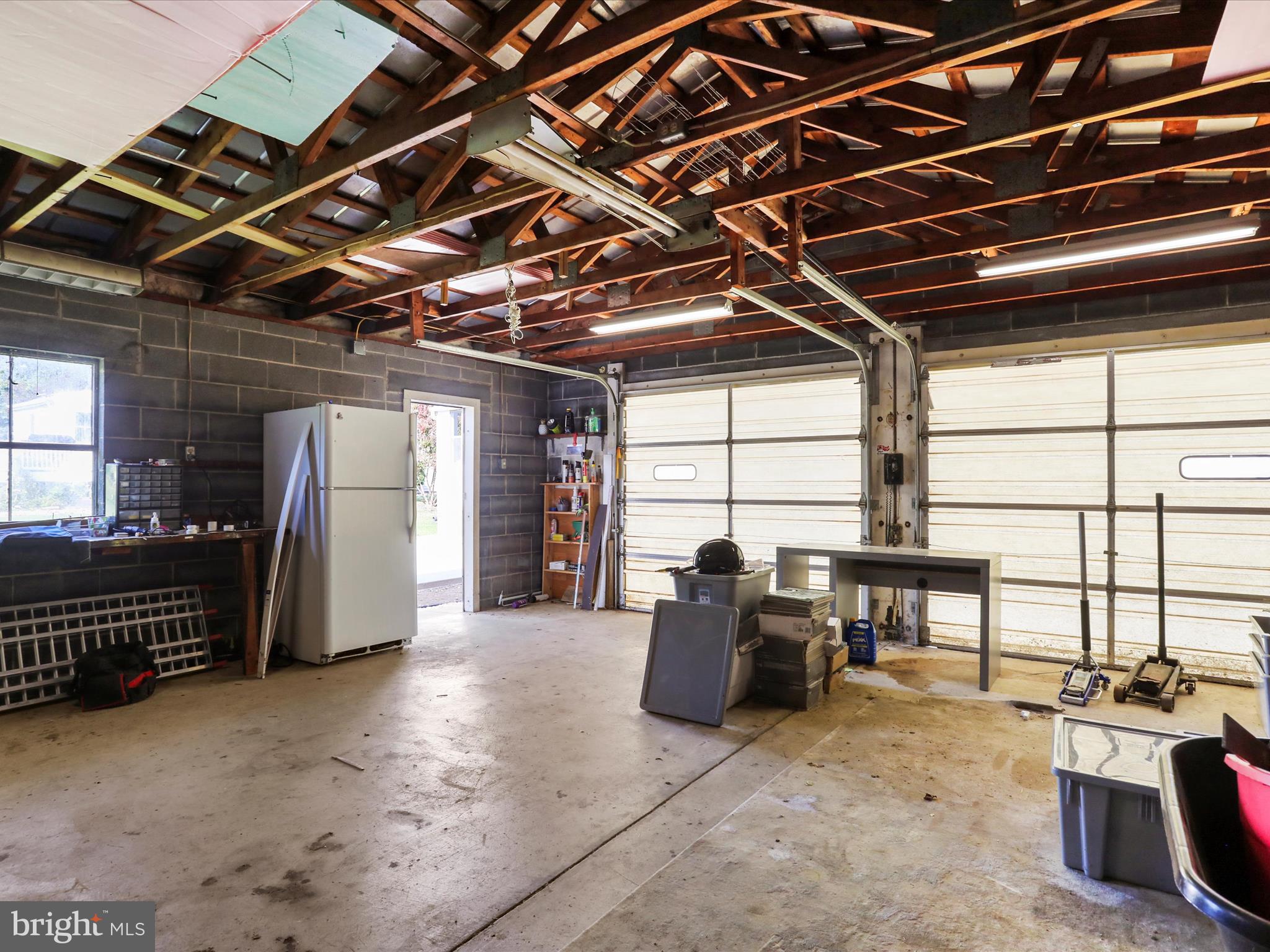 7814 SHARPSBURG PIKE