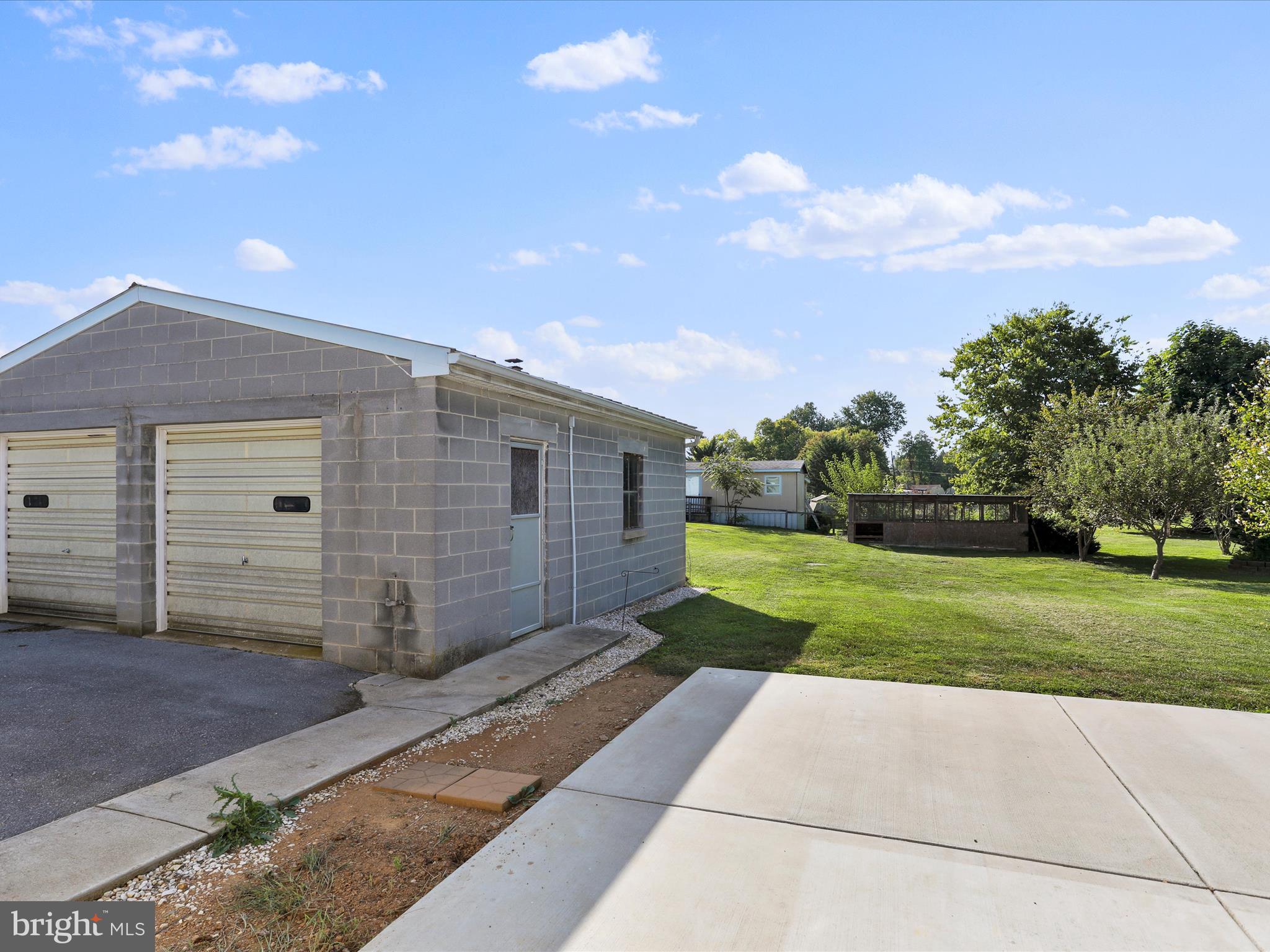 7814 SHARPSBURG PIKE