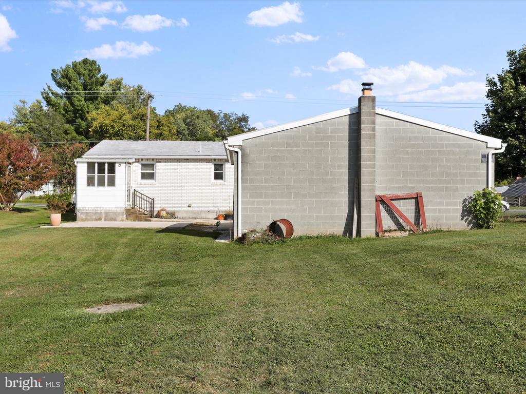 7814 SHARPSBURG PIKE