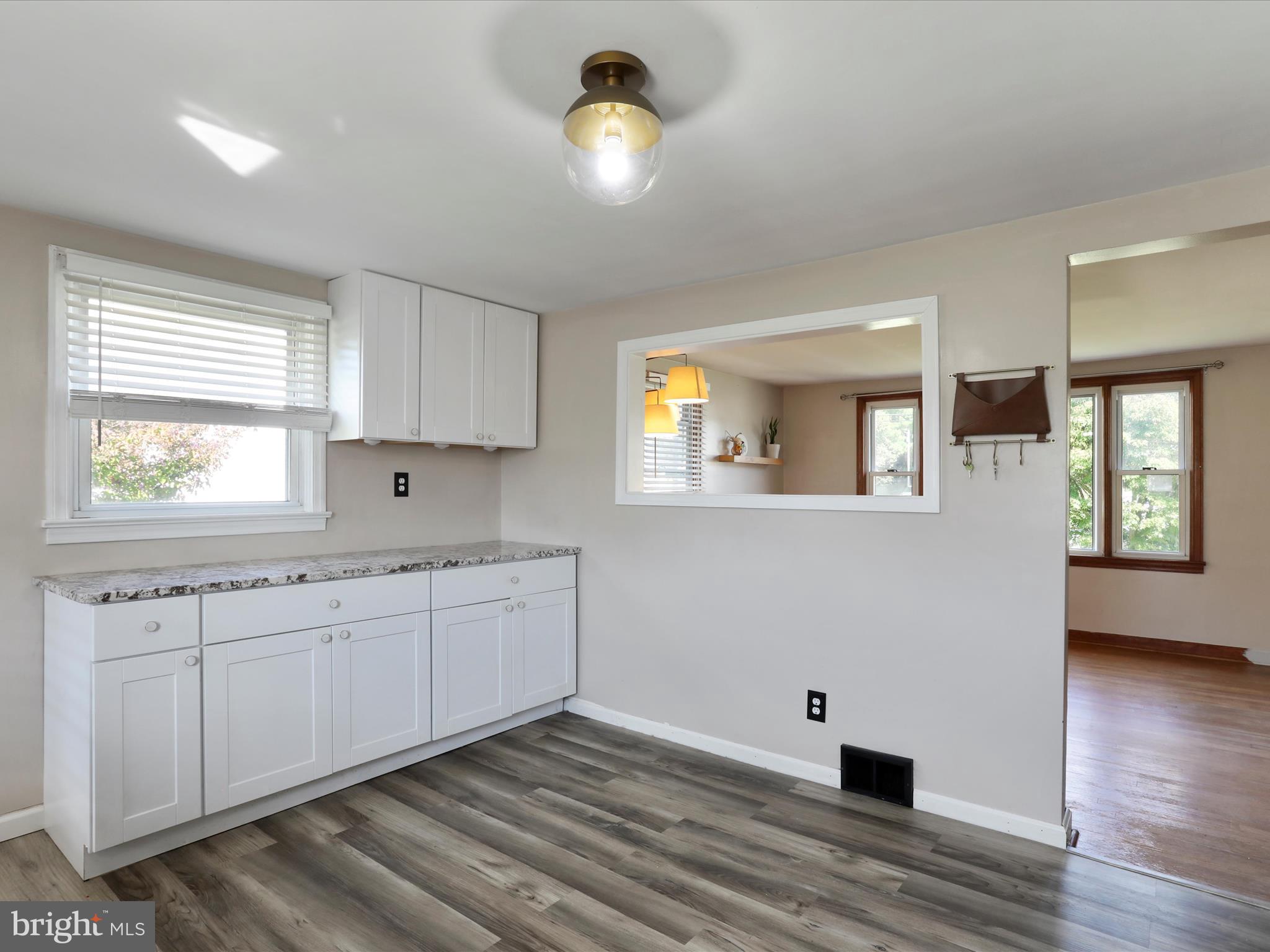 7814 SHARPSBURG PIKE