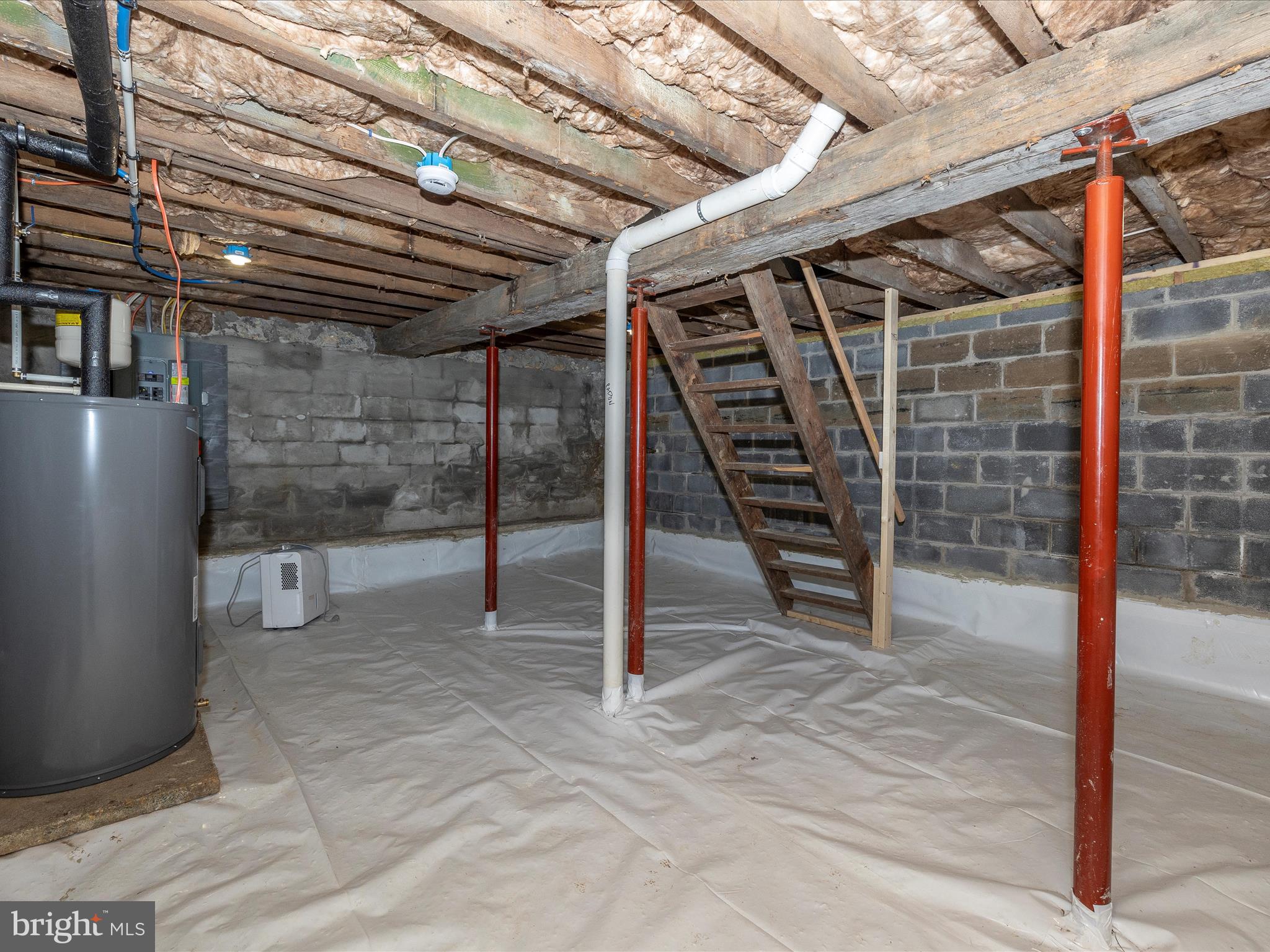 13827 VILLAGE MILL DRIVE