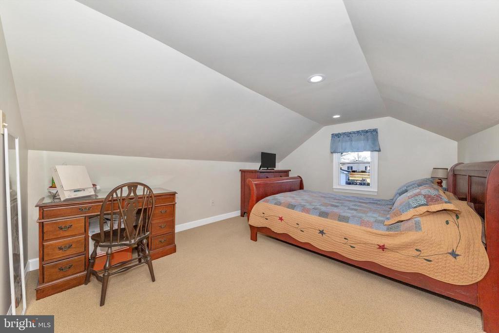 18117 LAPPANS ROAD