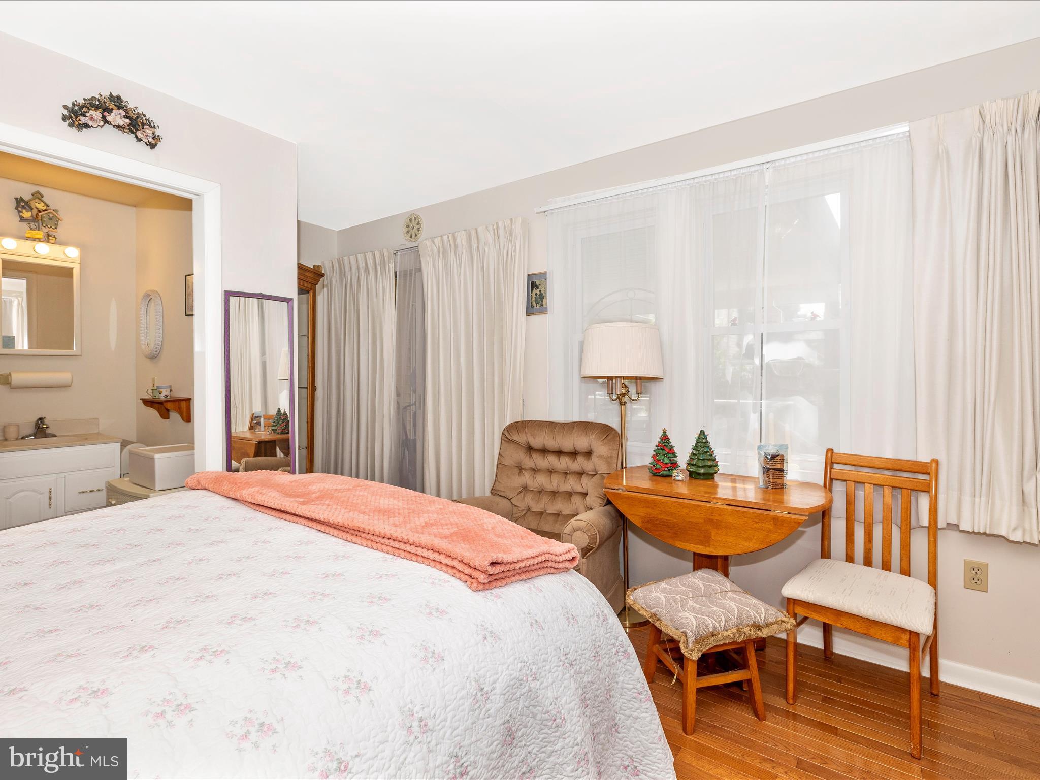 1341 CEDARWOOD DRIVE