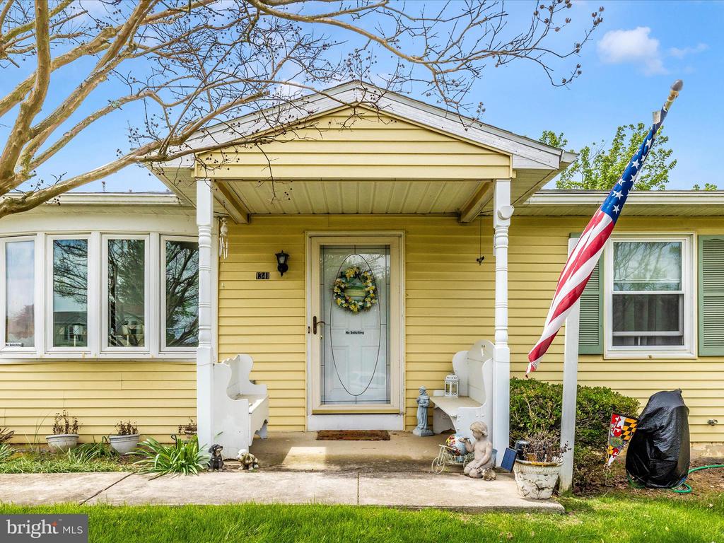 1341 CEDARWOOD DRIVE