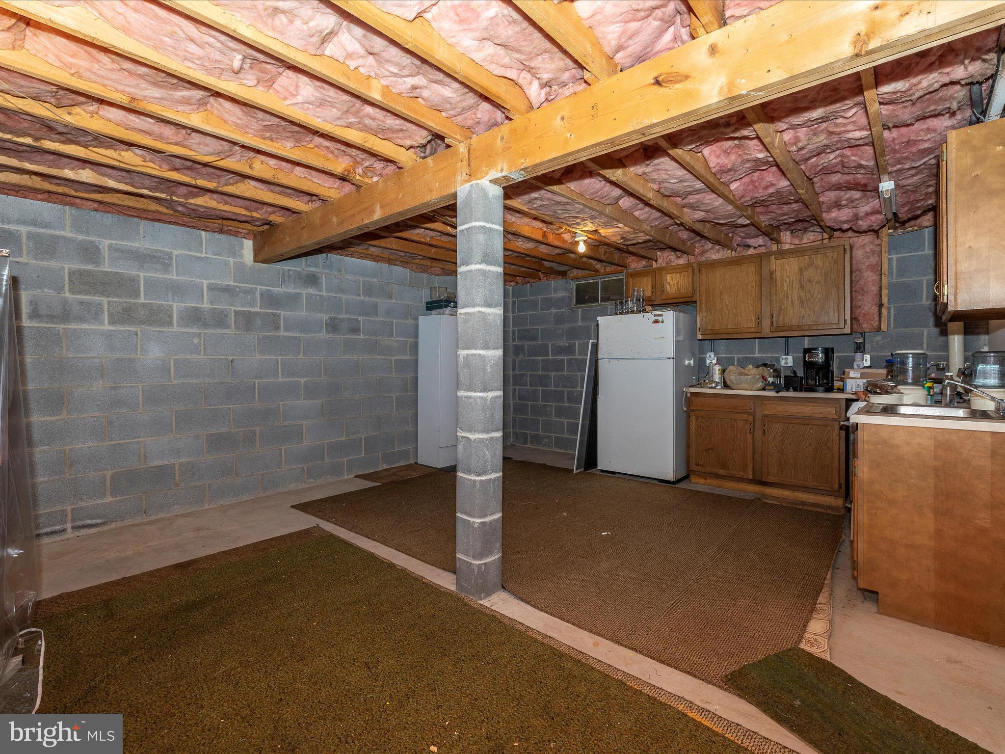 1341 CEDARWOOD DRIVE