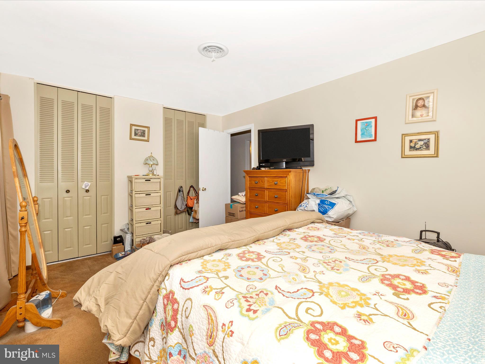 1341 CEDARWOOD DRIVE