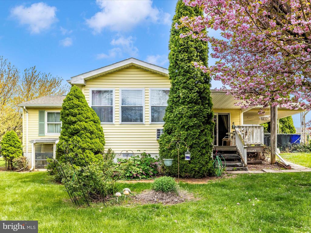 1341 CEDARWOOD DRIVE