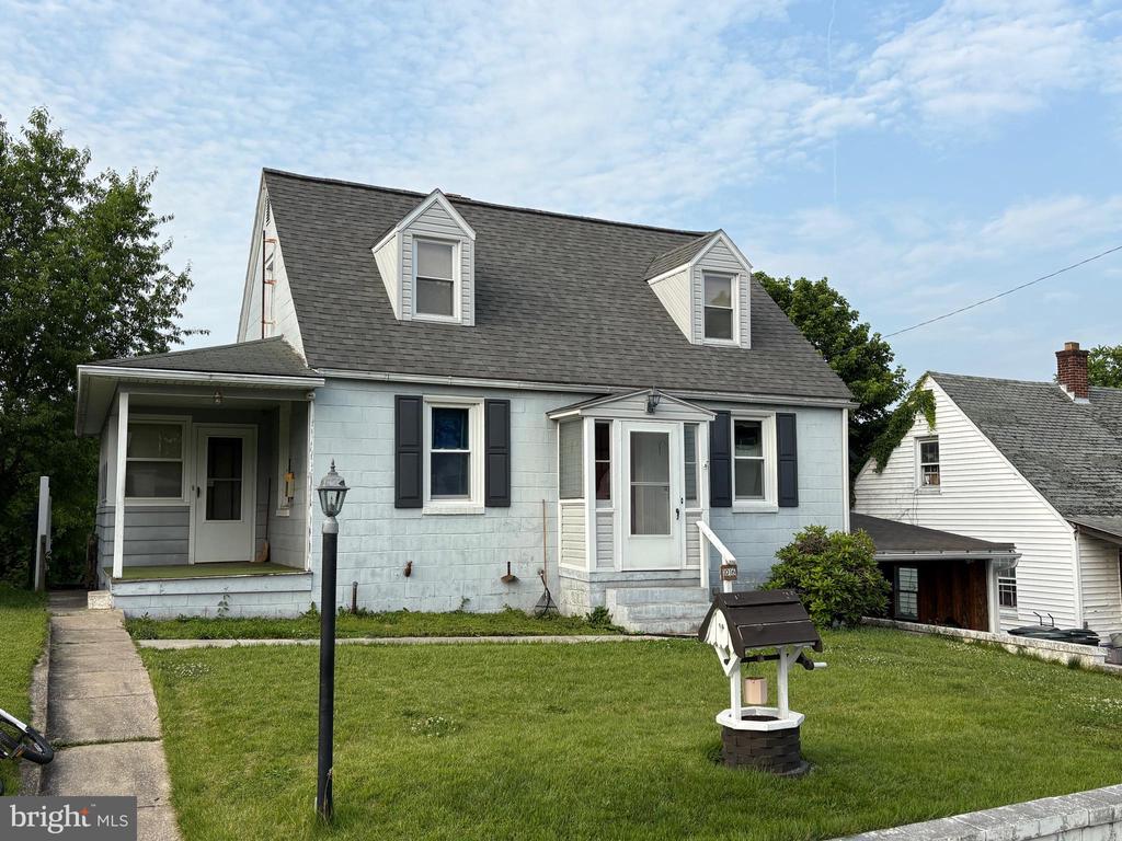1016 BEECHWOOD DRIVE