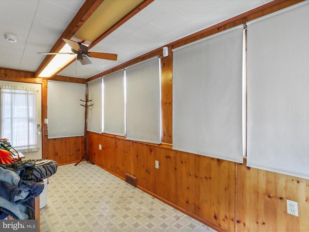 1016 BEECHWOOD DRIVE