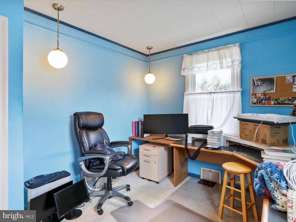 1016 BEECHWOOD DRIVE