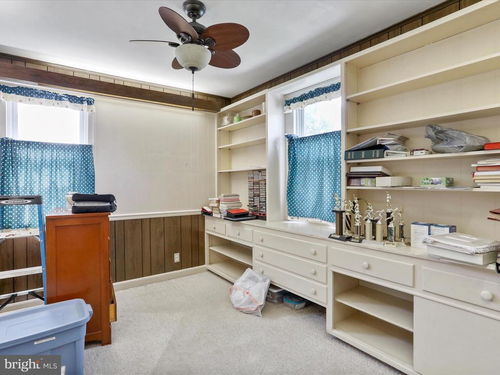 1016 BEECHWOOD DRIVE