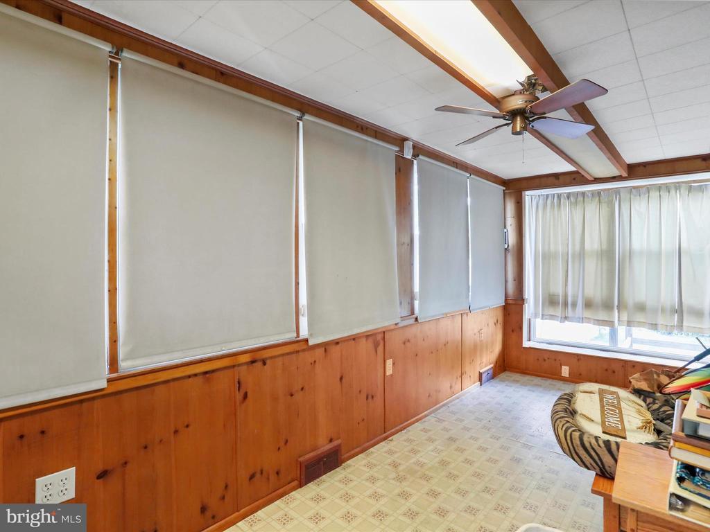 1016 BEECHWOOD DRIVE