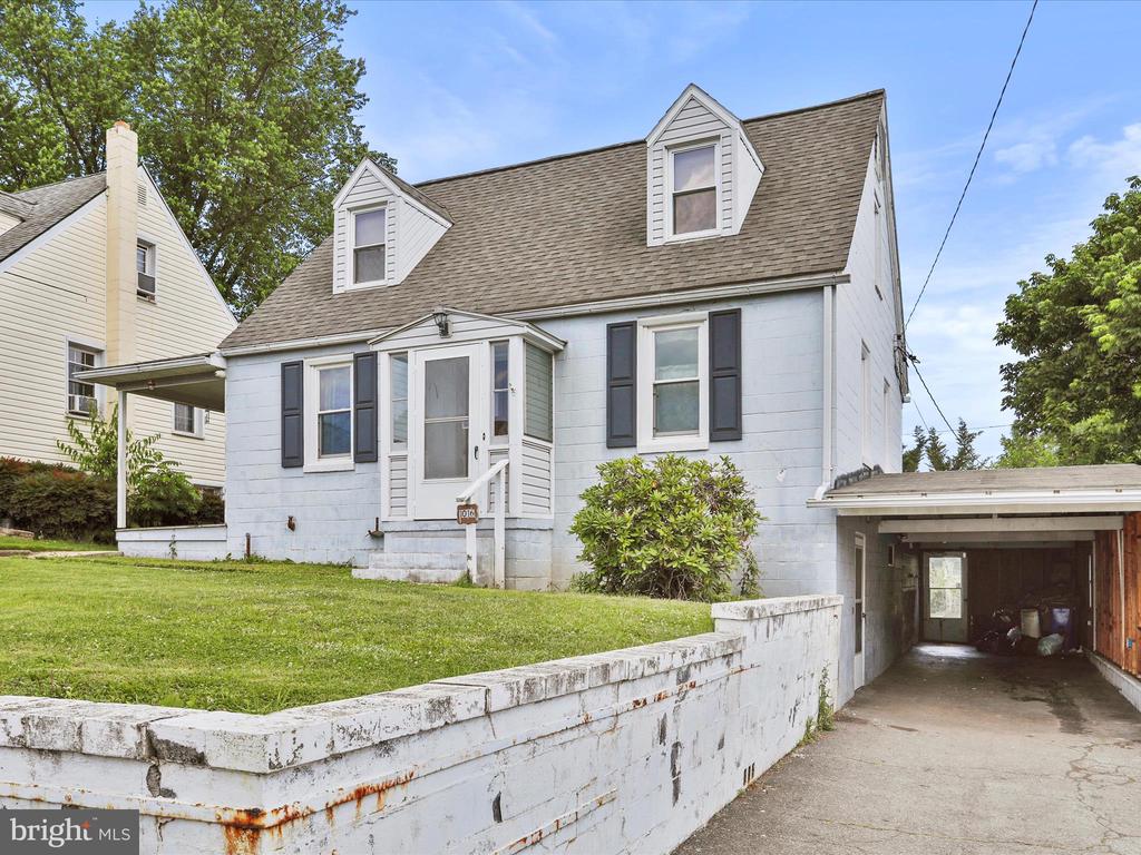 1016 BEECHWOOD DRIVE
