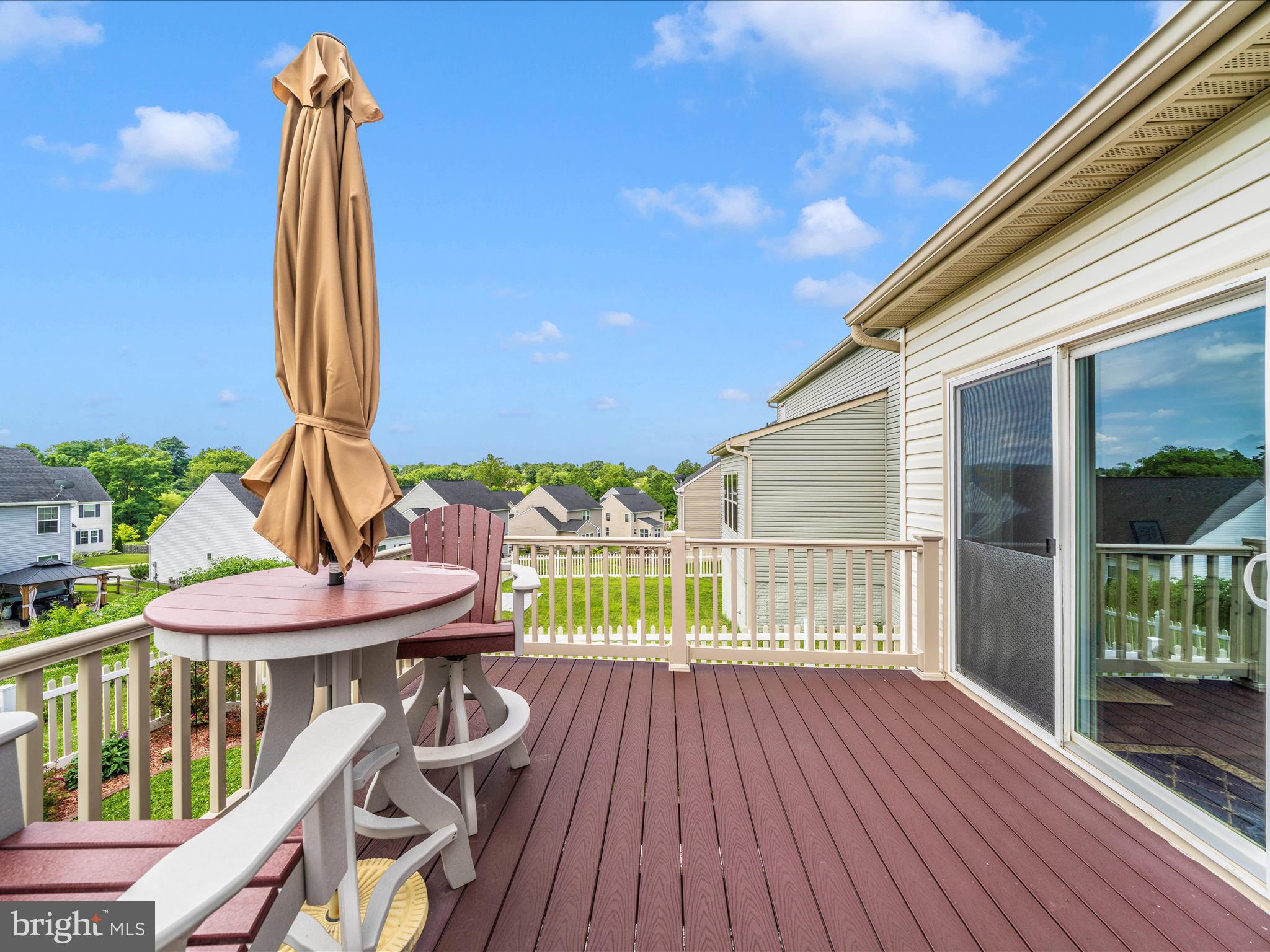 117 W WING WAY