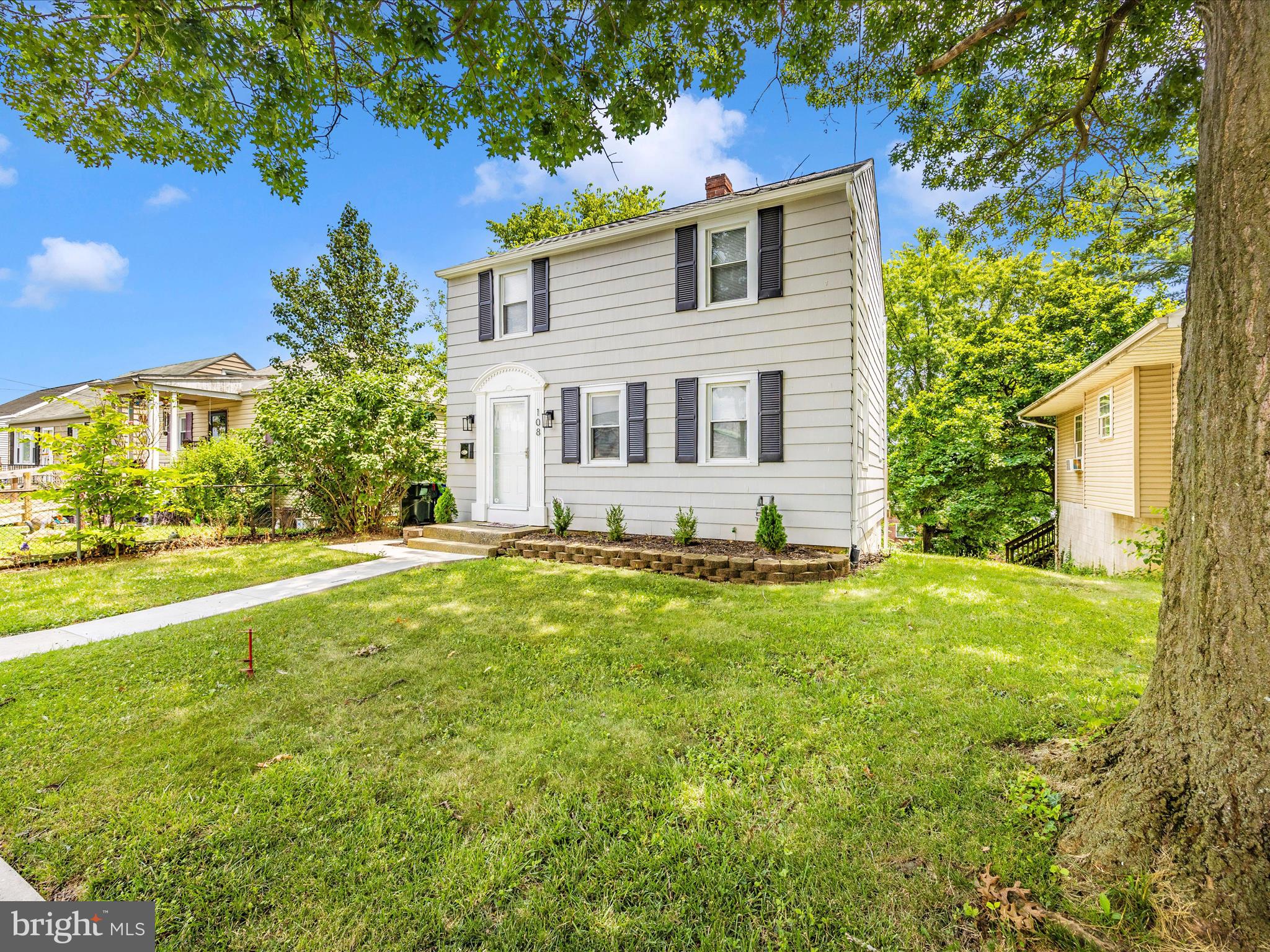 108 MONT VALLA AVENUE