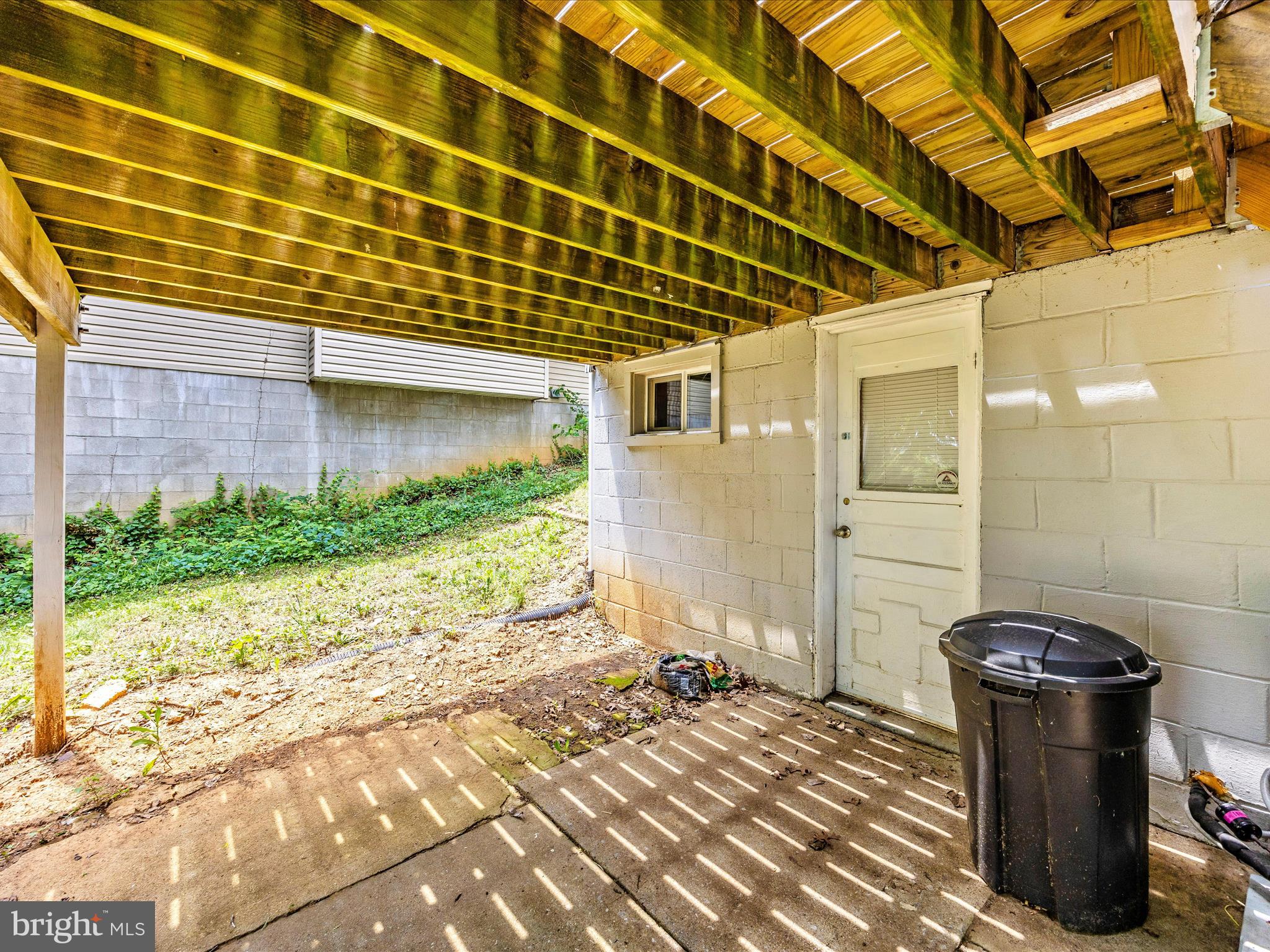 108 MONT VALLA AVENUE
