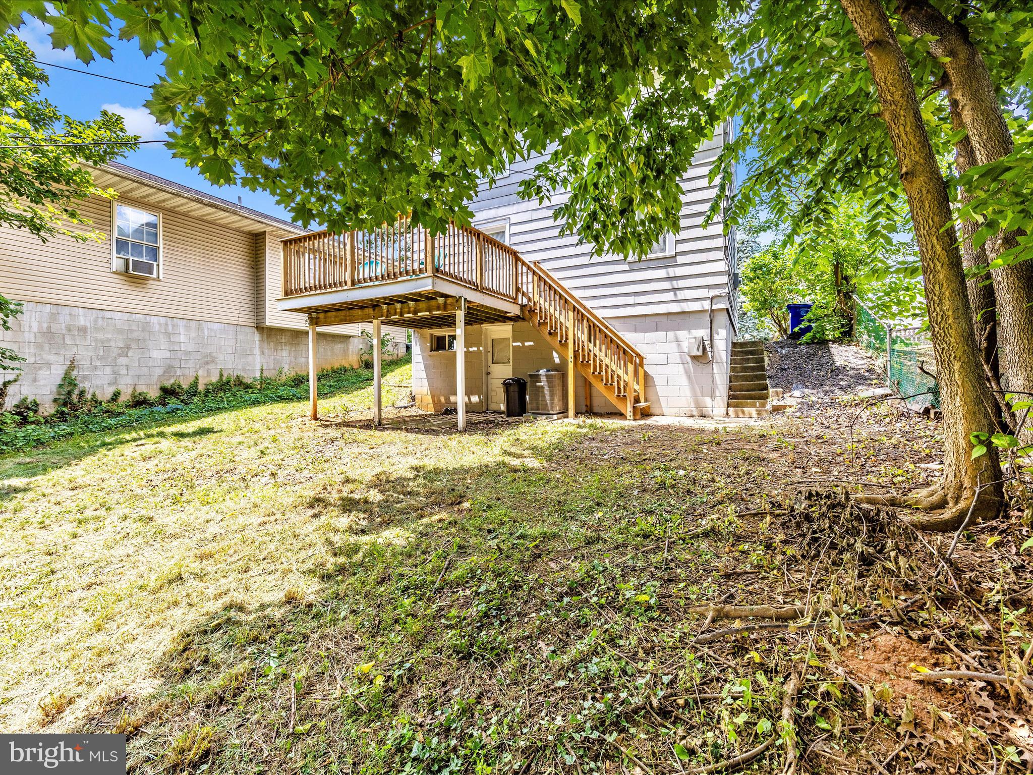 108 MONT VALLA AVENUE