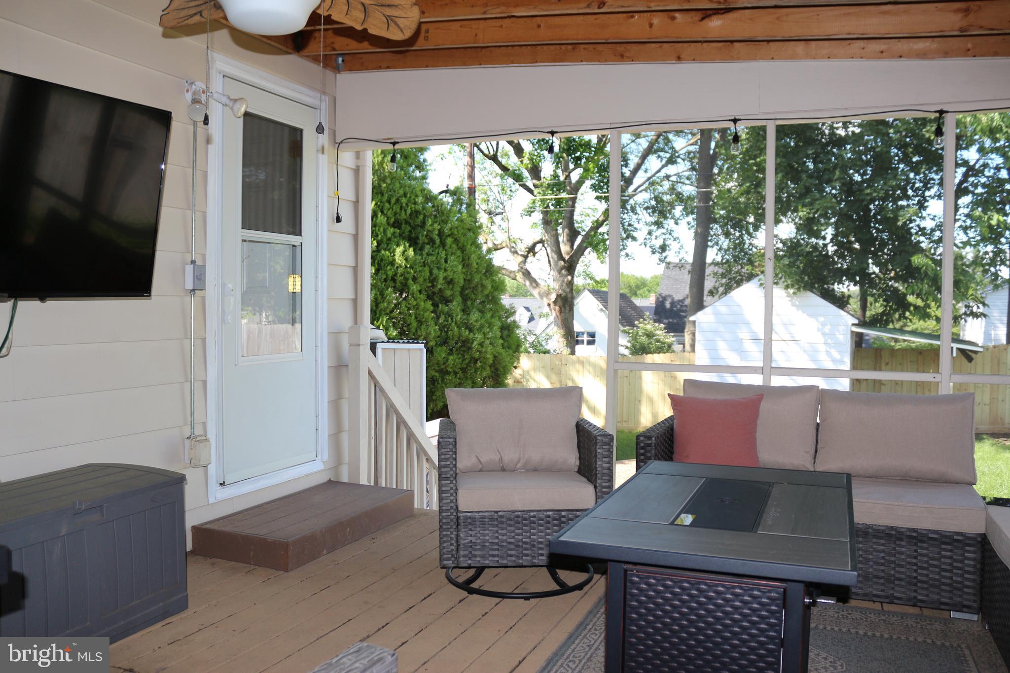 1056 BEECHWOOD DRIVE