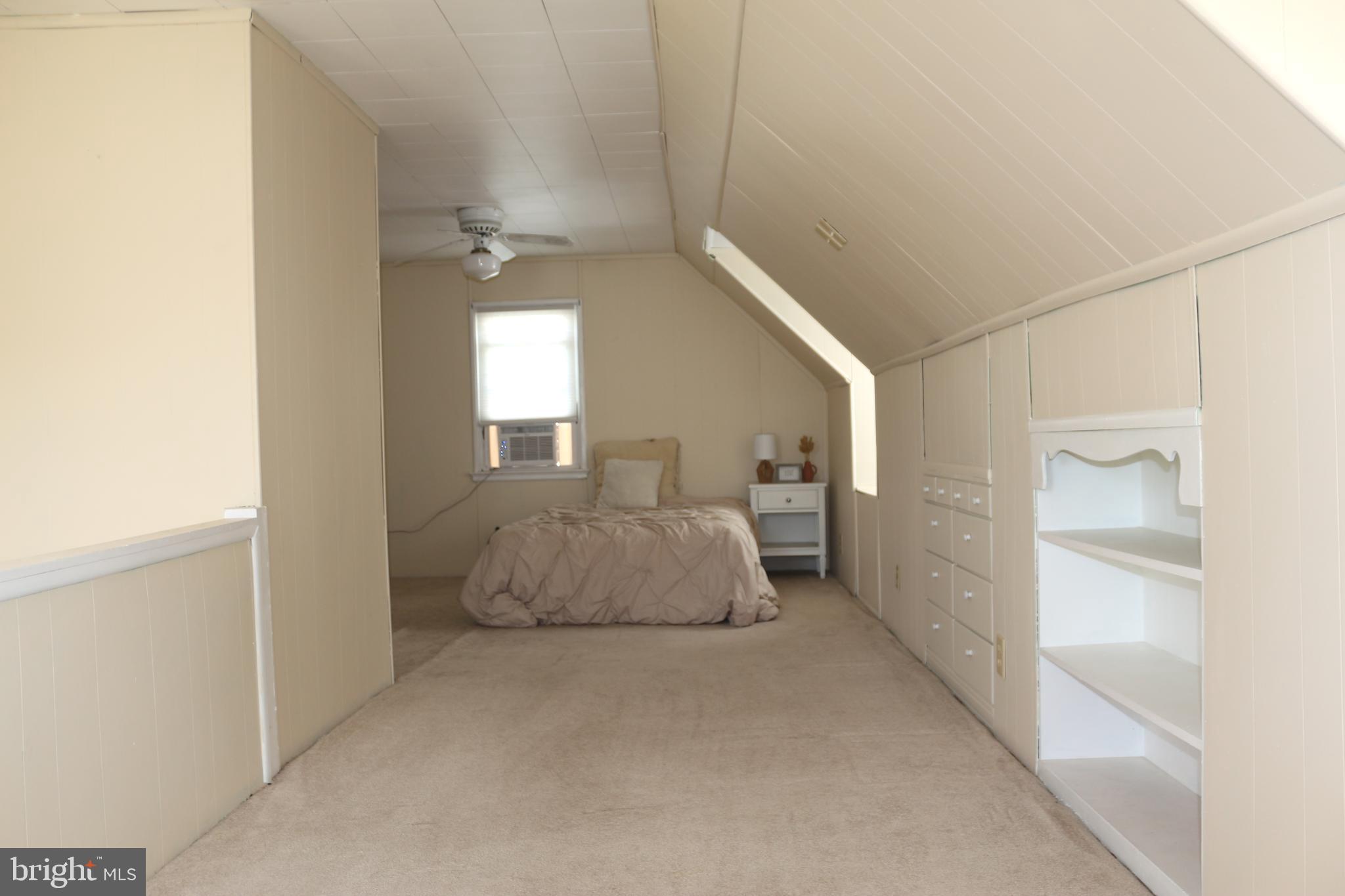 1056 BEECHWOOD DRIVE