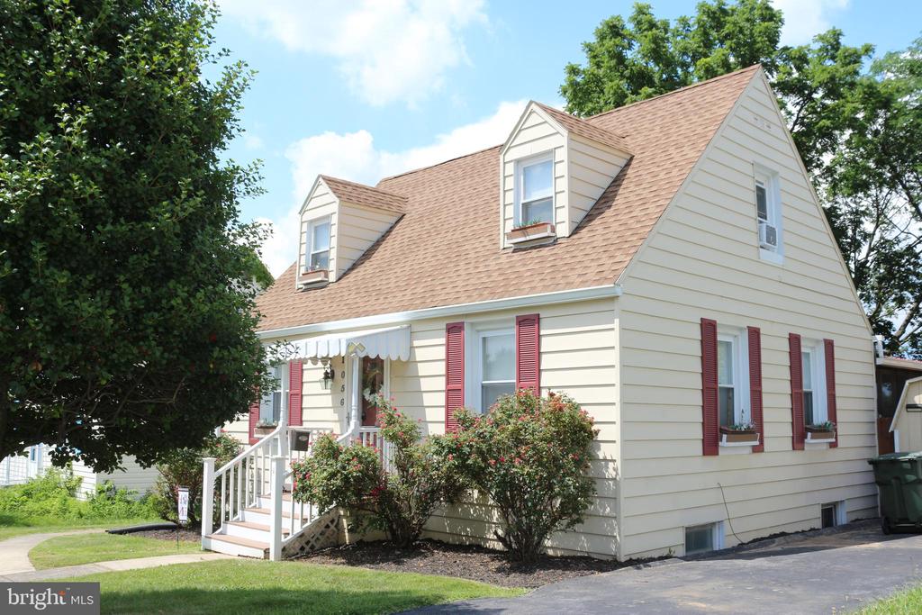 1056 BEECHWOOD DRIVE