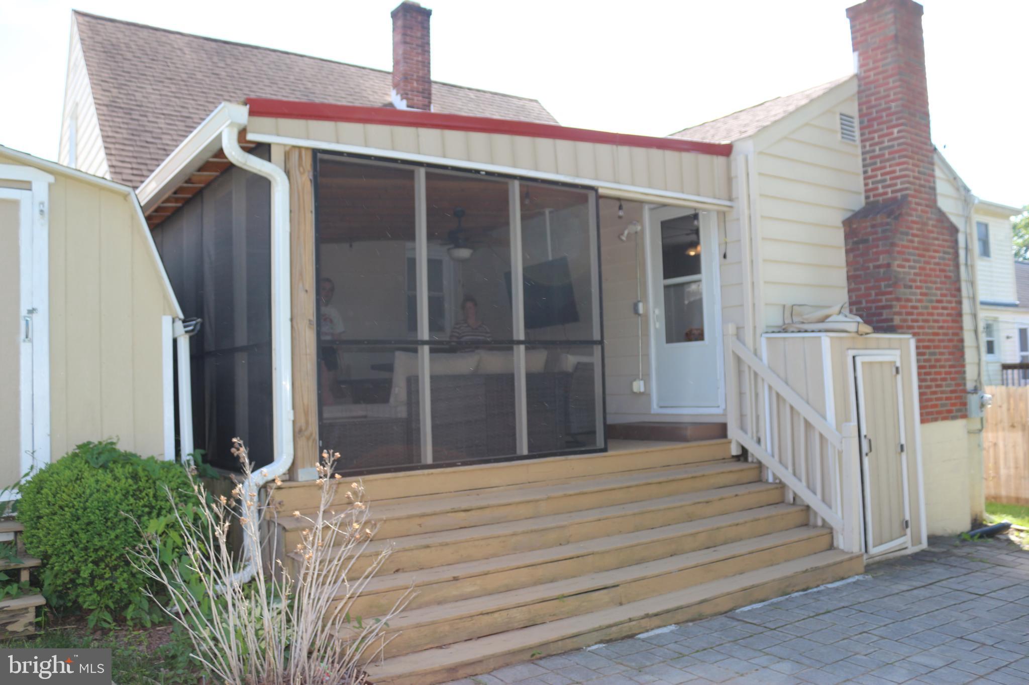 1056 BEECHWOOD DRIVE