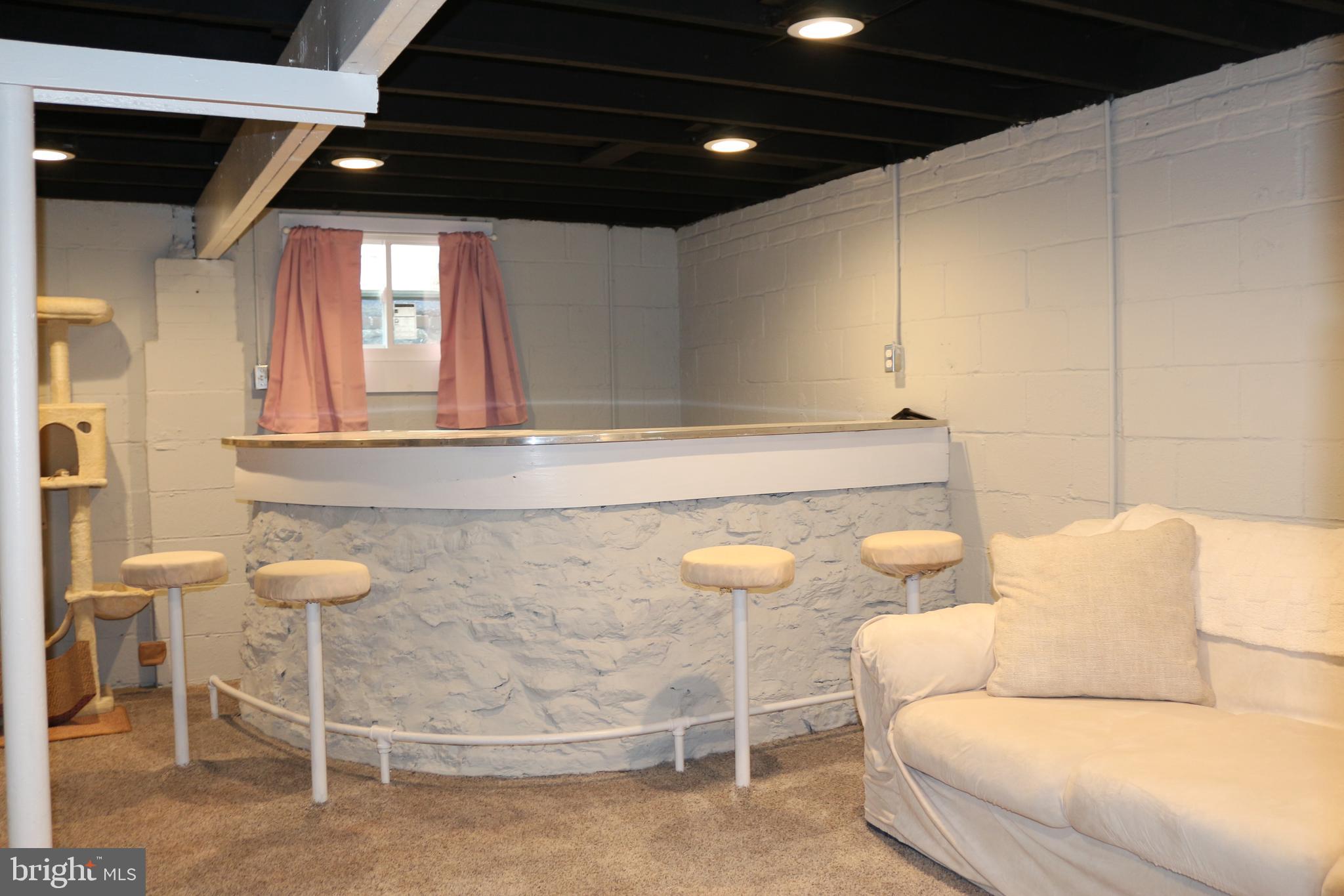 1056 BEECHWOOD DRIVE