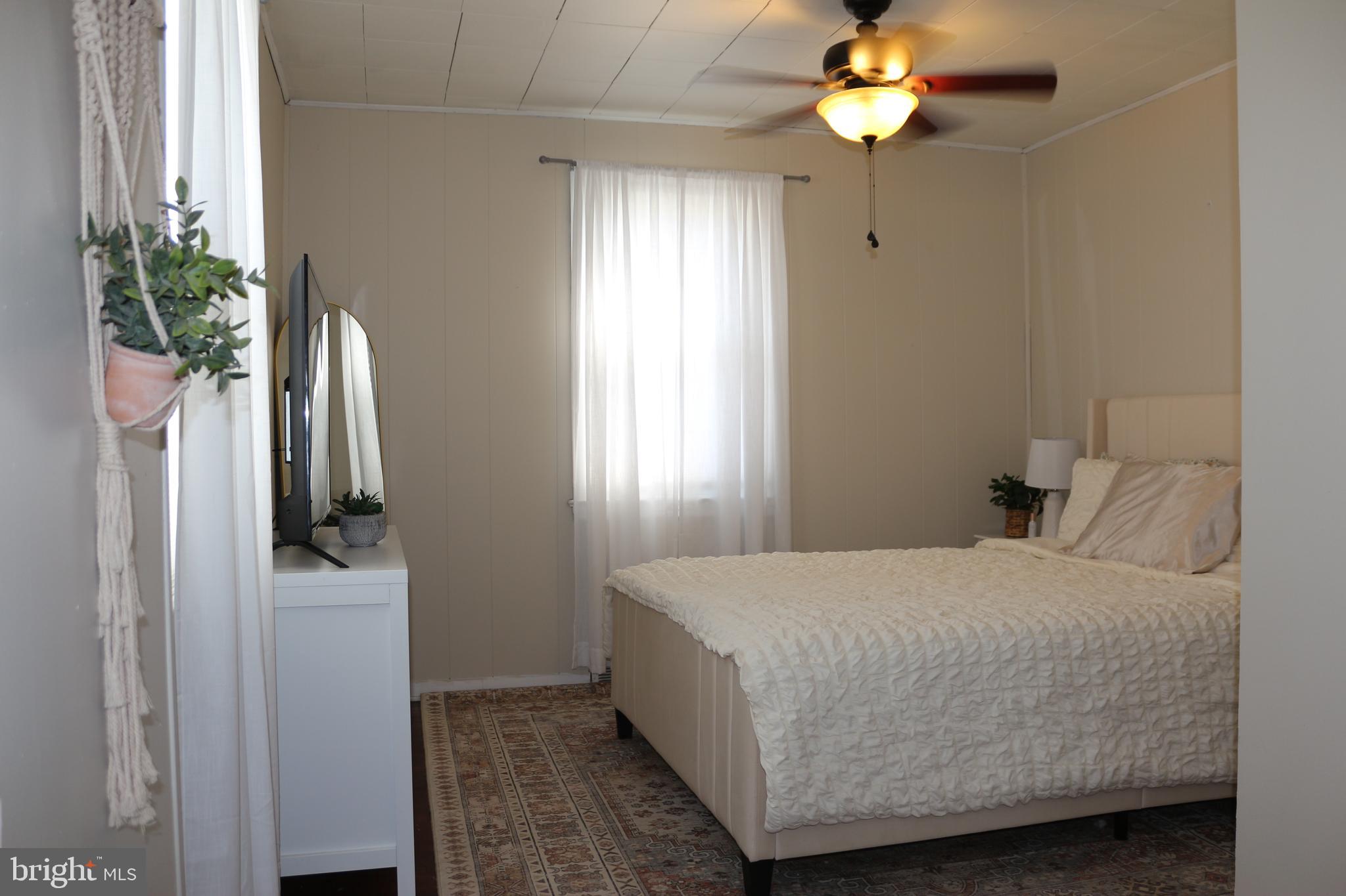 1056 BEECHWOOD DRIVE