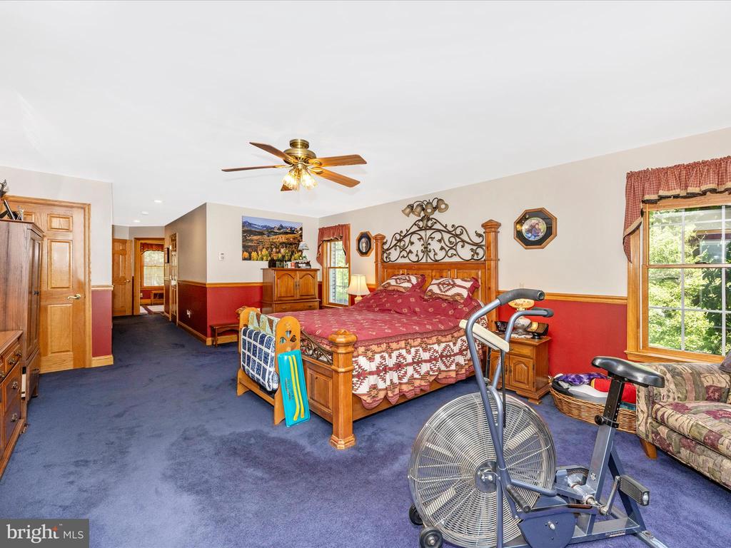 7613 DOYLE LANE