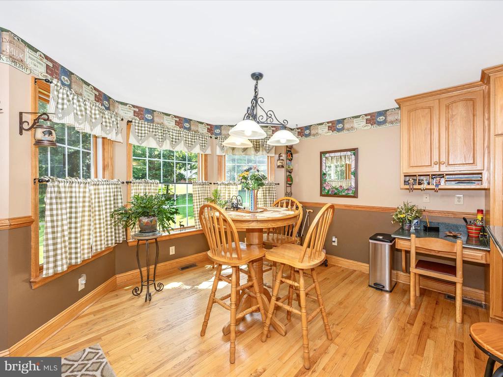 7613 DOYLE LANE