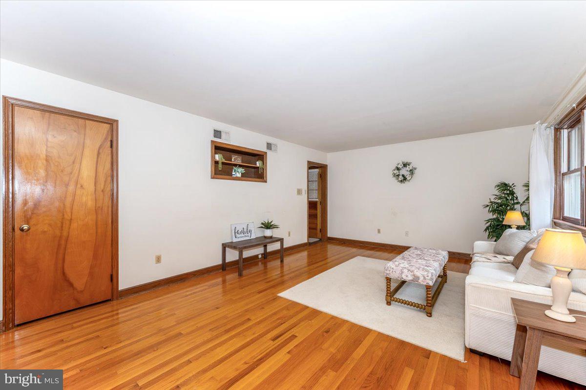 113 ORCHARD DRIVE