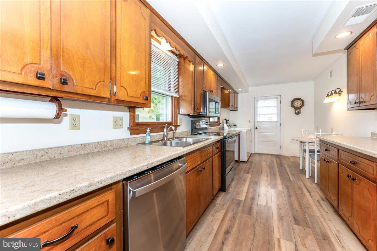 113 ORCHARD DRIVE