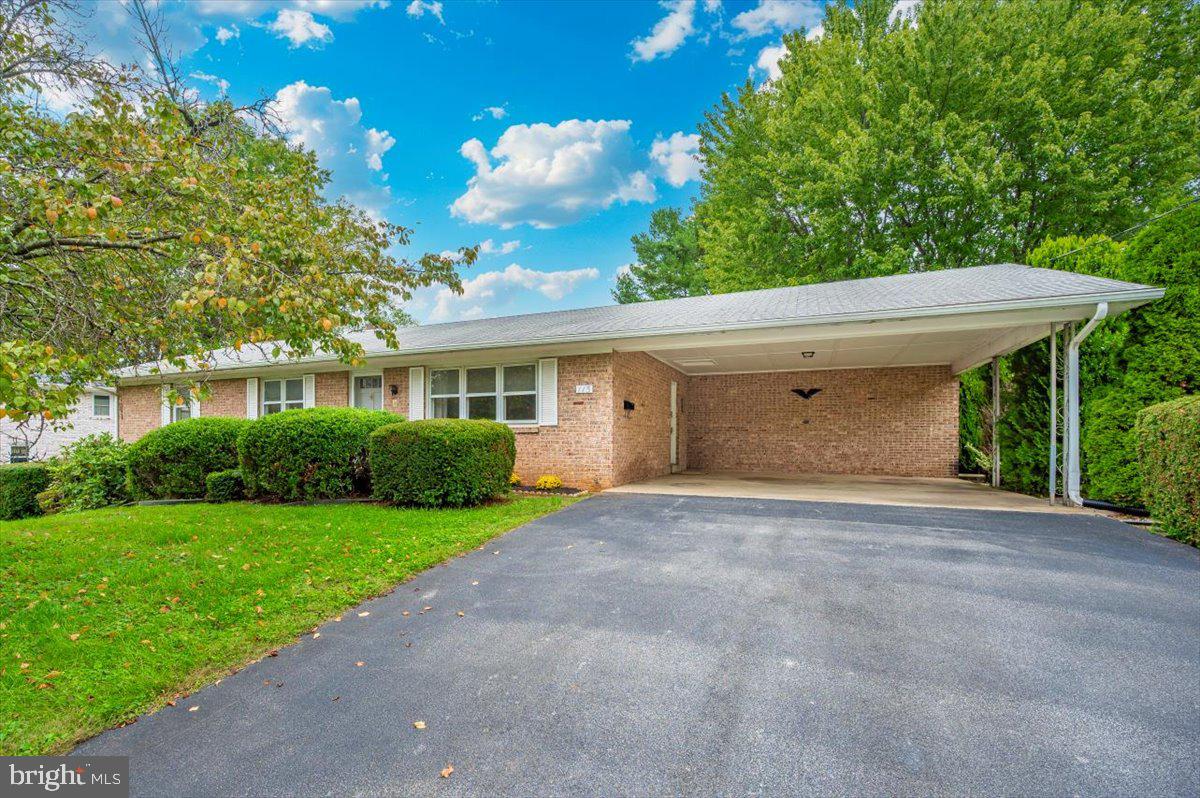 113 ORCHARD DRIVE