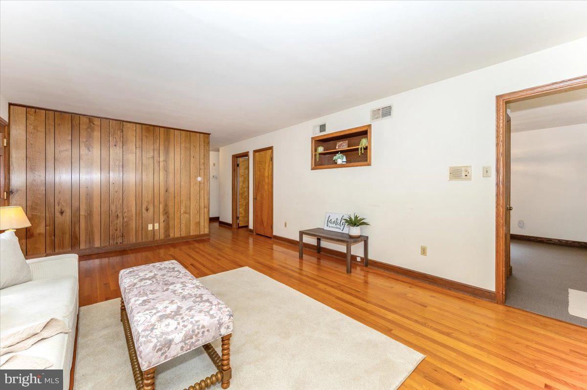 113 ORCHARD DRIVE