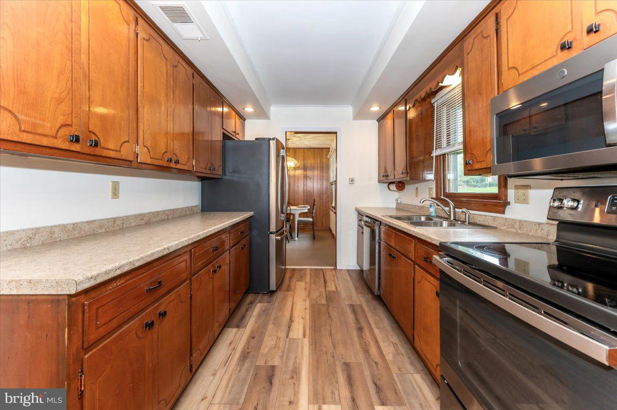 113 ORCHARD DRIVE