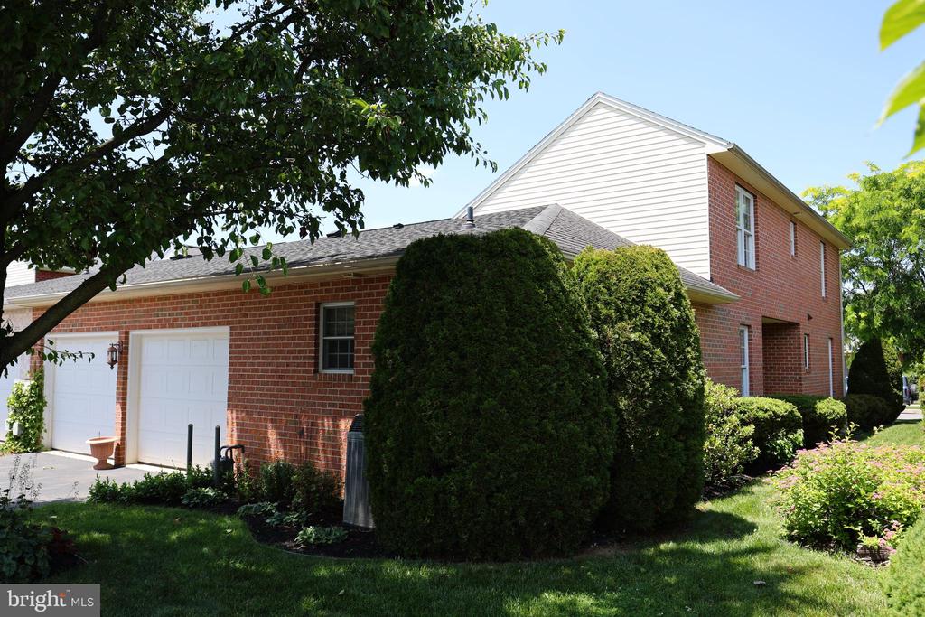 650 TRAFALGAR DRIVE