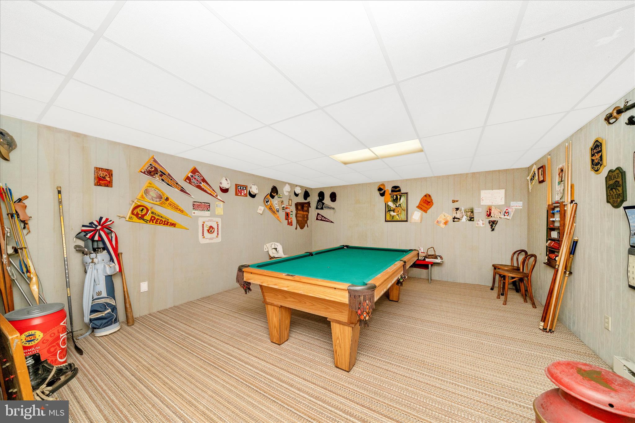 1900 MAPLEWOOD DRIVE