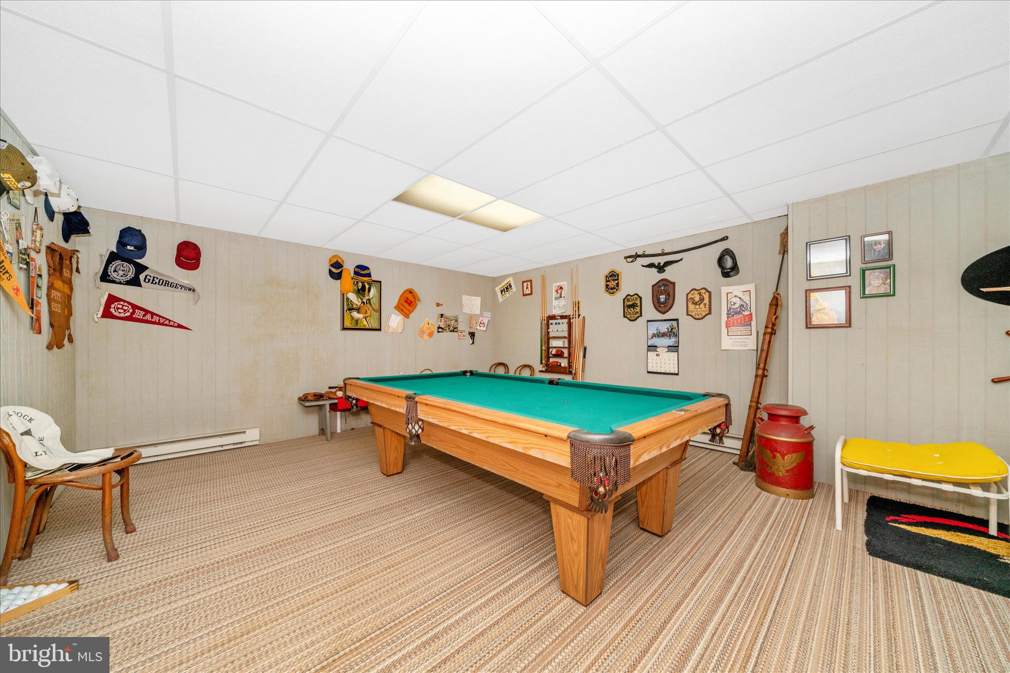 1900 MAPLEWOOD DRIVE