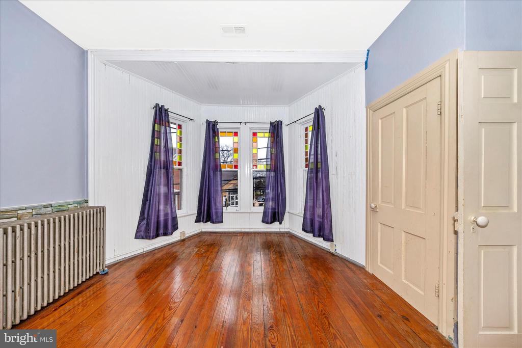 30 W POTOMAC STREET